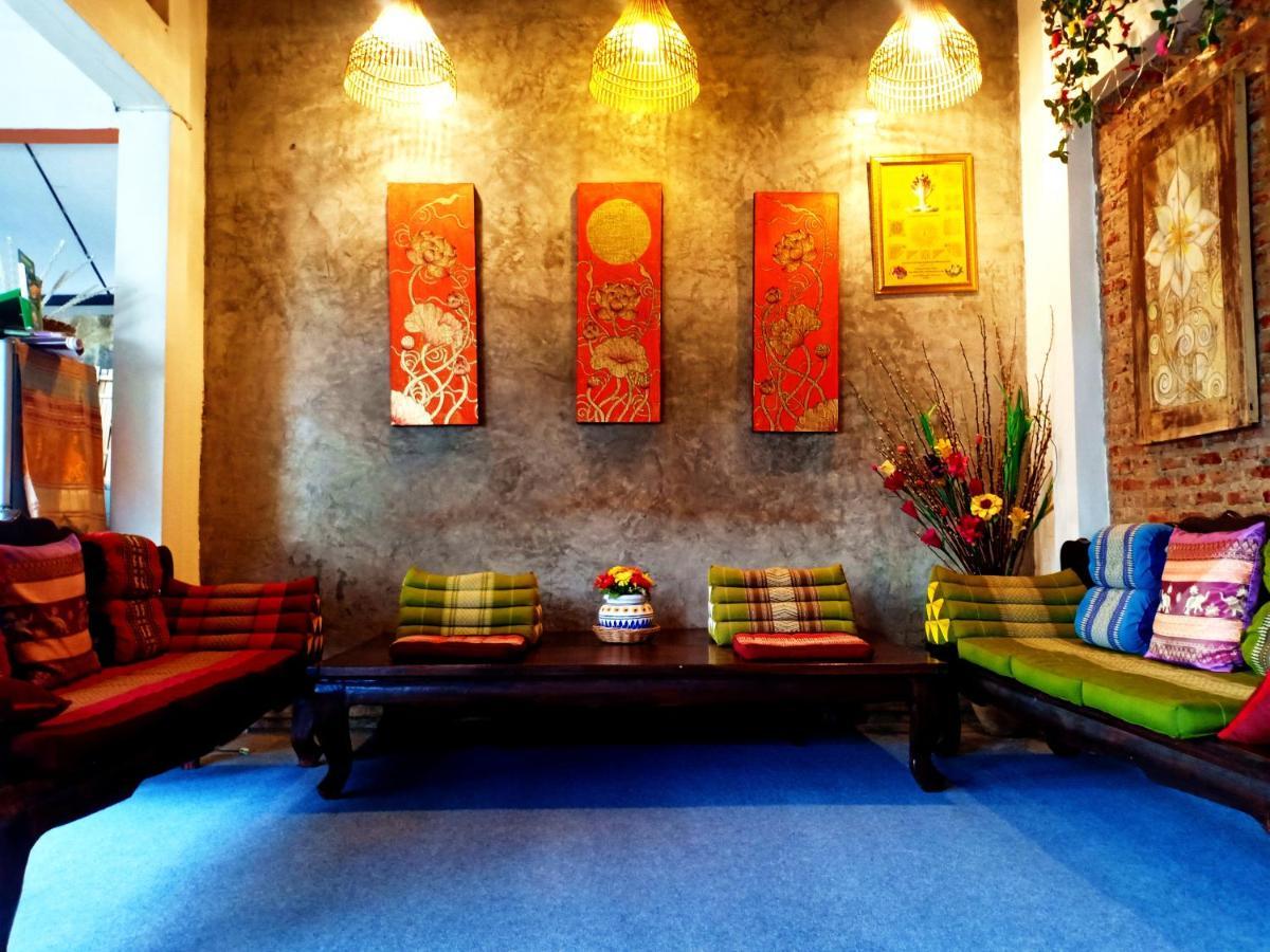 Sofa Gallery Hotel Нонг Кай Екстериор снимка