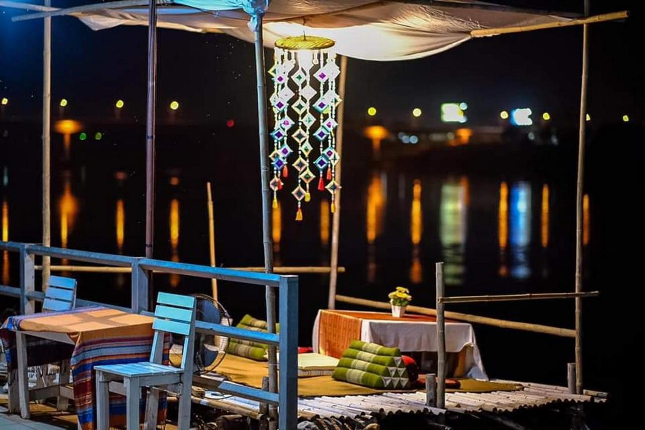 Sofa Gallery Hotel Нонг Кай Екстериор снимка